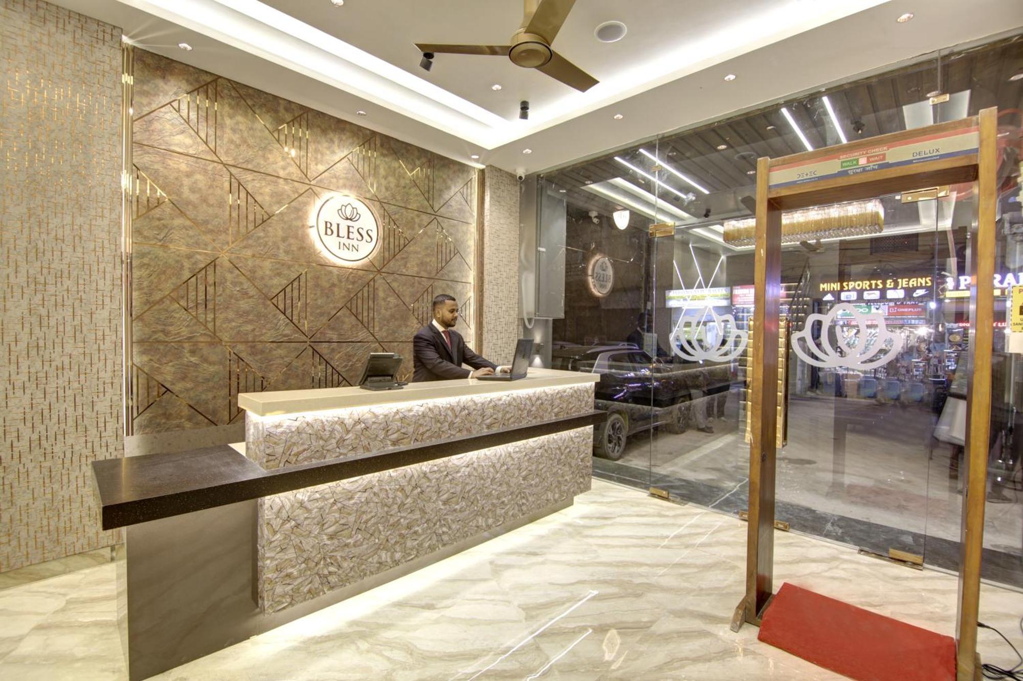 Bless Inn - Near Connaught Place New Delhi Eksteriør bilde