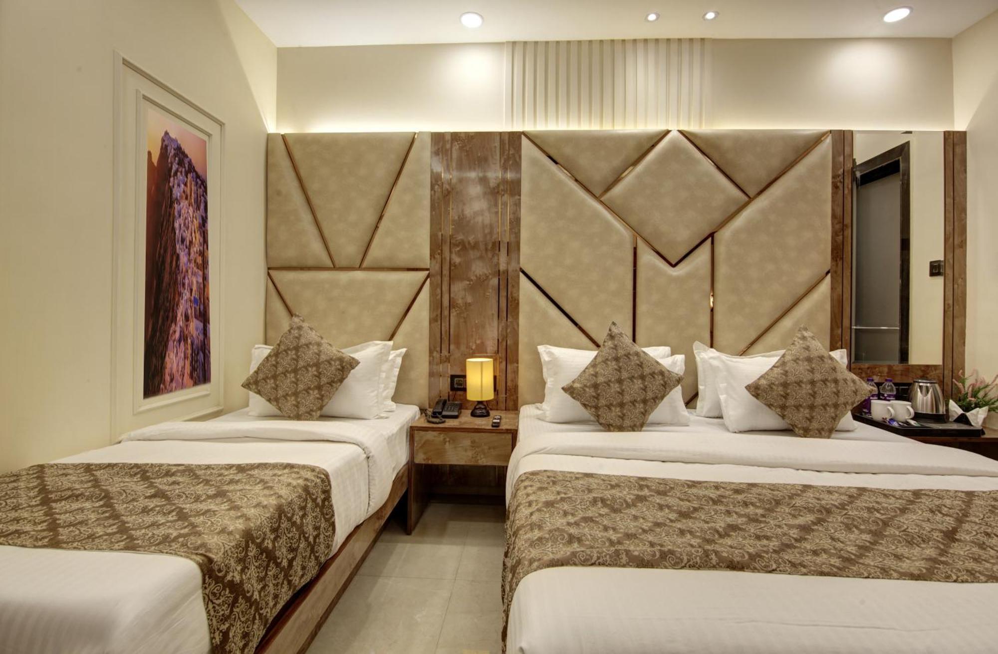 Bless Inn - Near Connaught Place New Delhi Eksteriør bilde