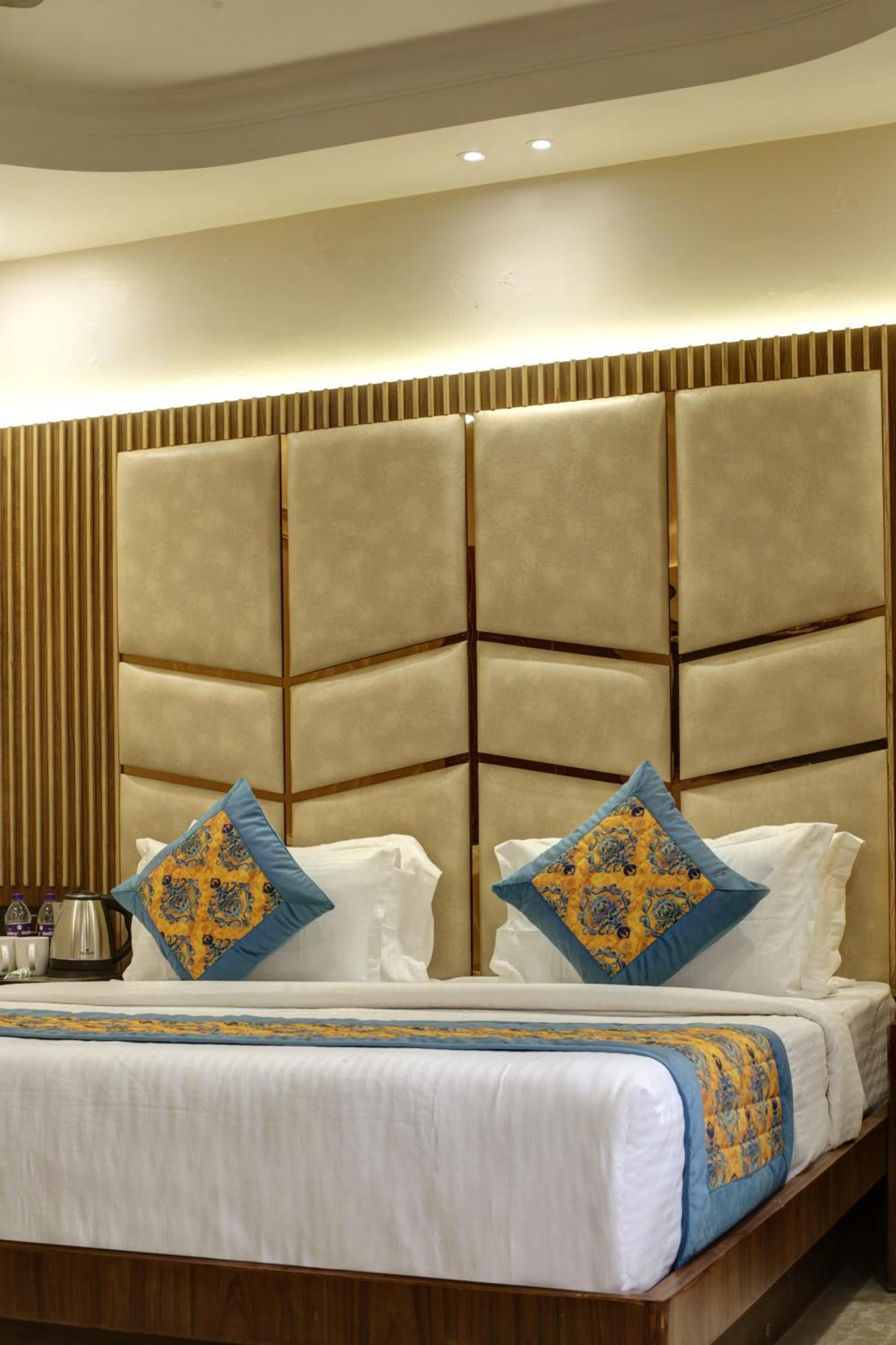 Bless Inn - Near Connaught Place New Delhi Eksteriør bilde