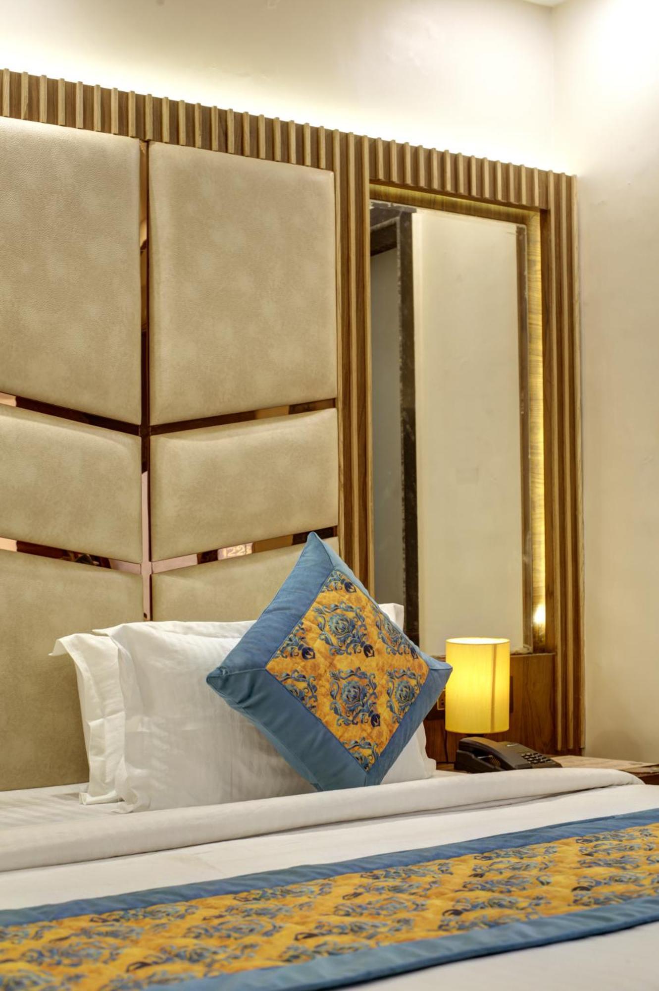 Bless Inn - Near Connaught Place New Delhi Eksteriør bilde