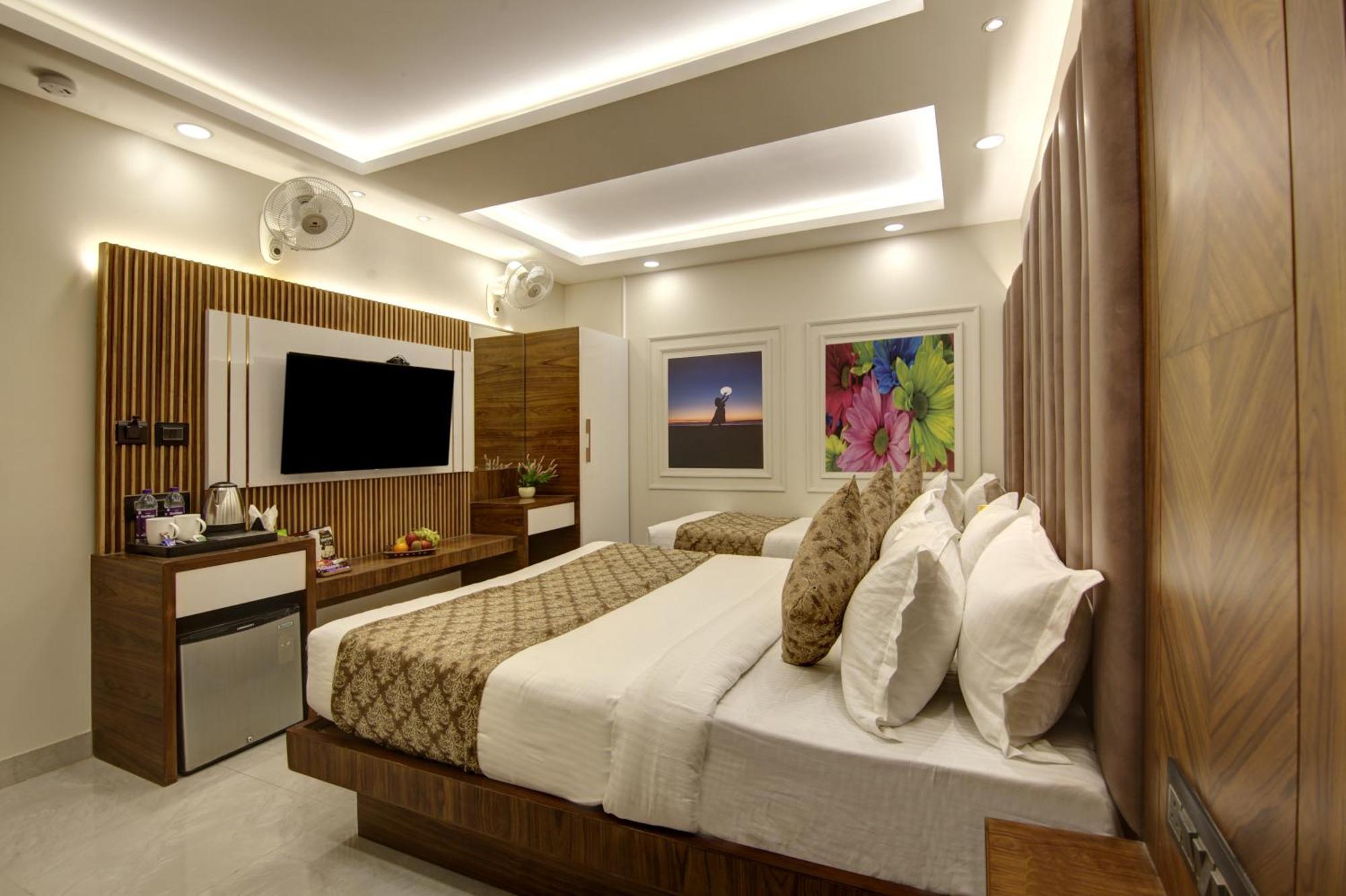 Bless Inn - Near Connaught Place New Delhi Eksteriør bilde